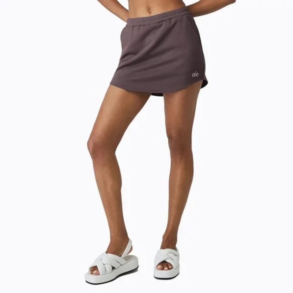 Alo Accolade skort in raisin